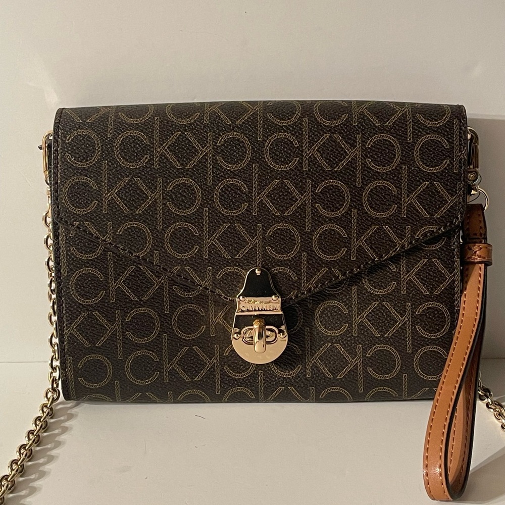 Calvin Klein Soft Lock Convertible Crossbody/Shoulder Bag/Wristlet
